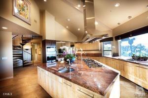 MLS #V1-33142 image #5