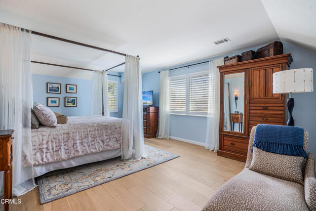 MLS #V1-33145 image #30