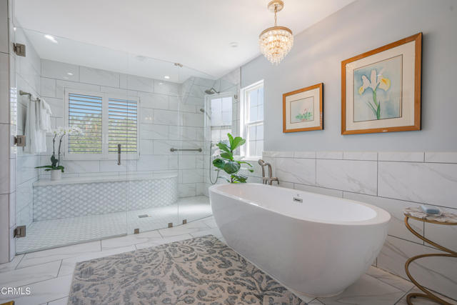 MLS #V1-33145 image #32