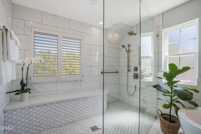 MLS #V1-33145 image #33