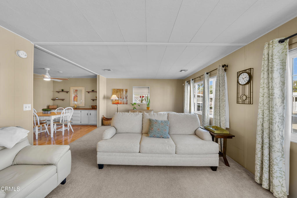 MLS #V1-33148 image #2