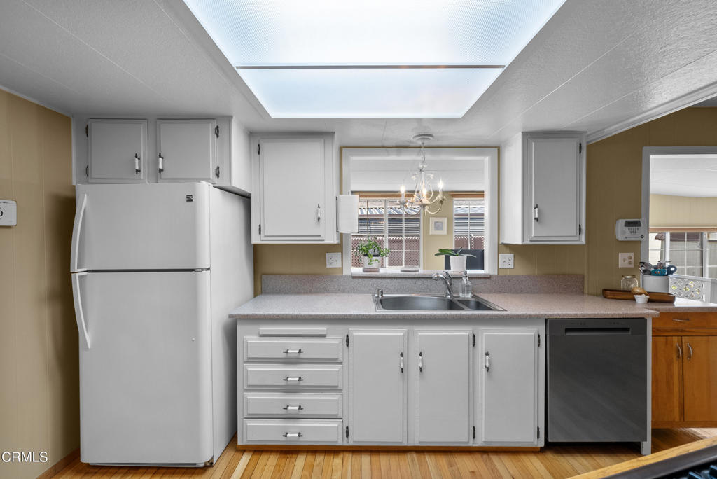 MLS #V1-33148 image #22