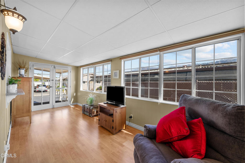 MLS #V1-33148 image #23