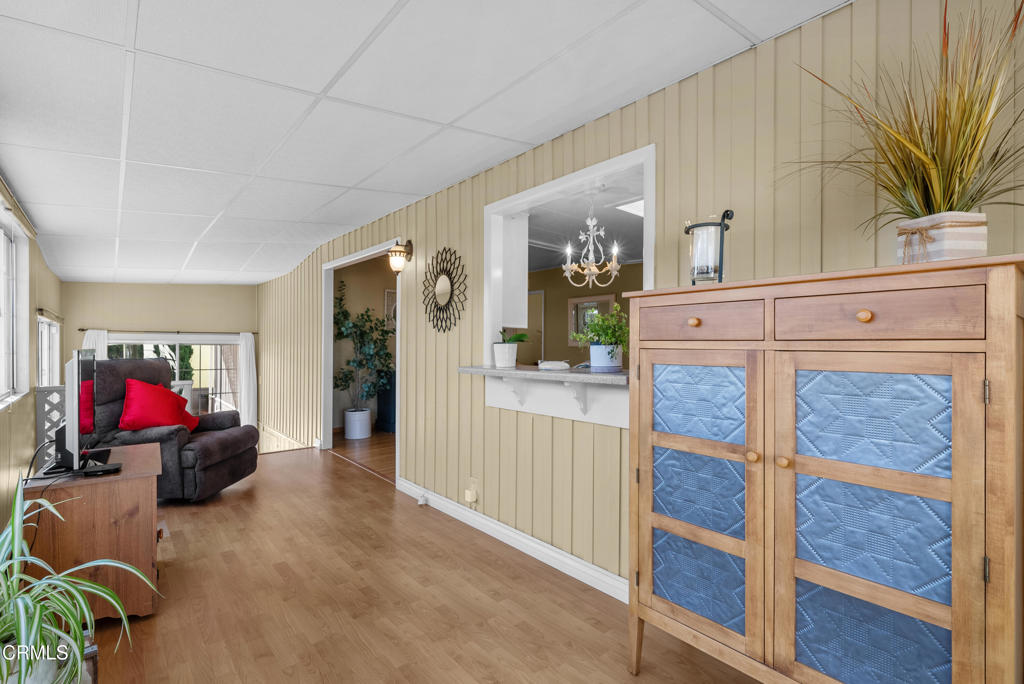 MLS #V1-33148 image #24