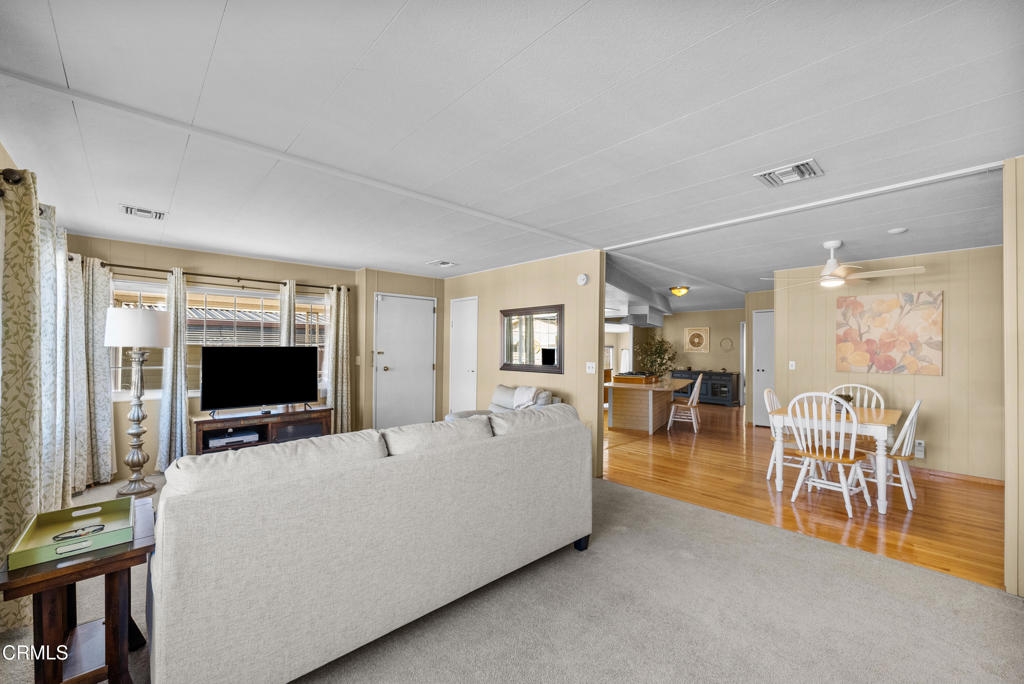 MLS #V1-33148 image #3