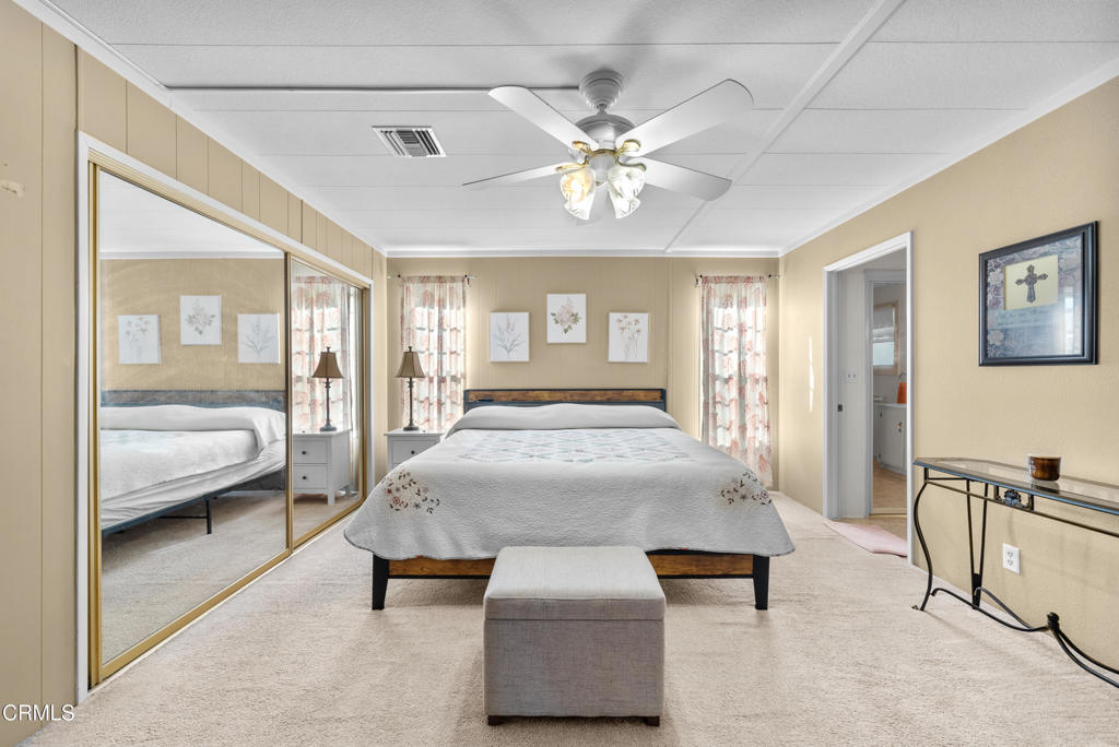 MLS #V1-33148 image #9