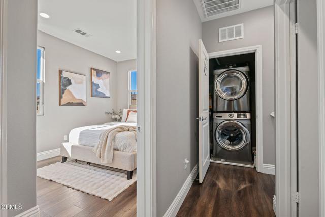 MLS #V1-33151 image #11