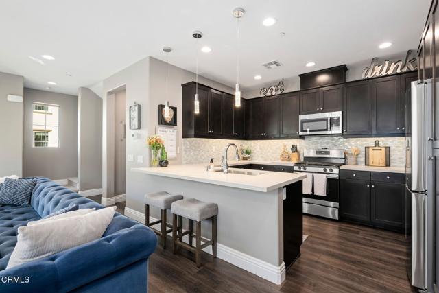 MLS #V1-33151 image #2