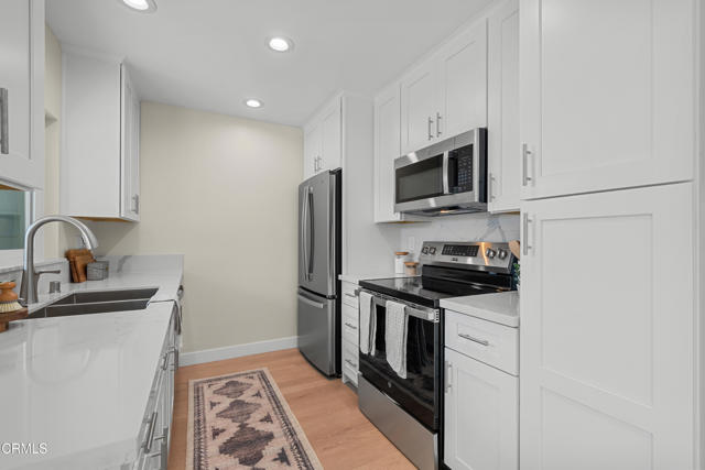 MLS #V1-33160 image #17