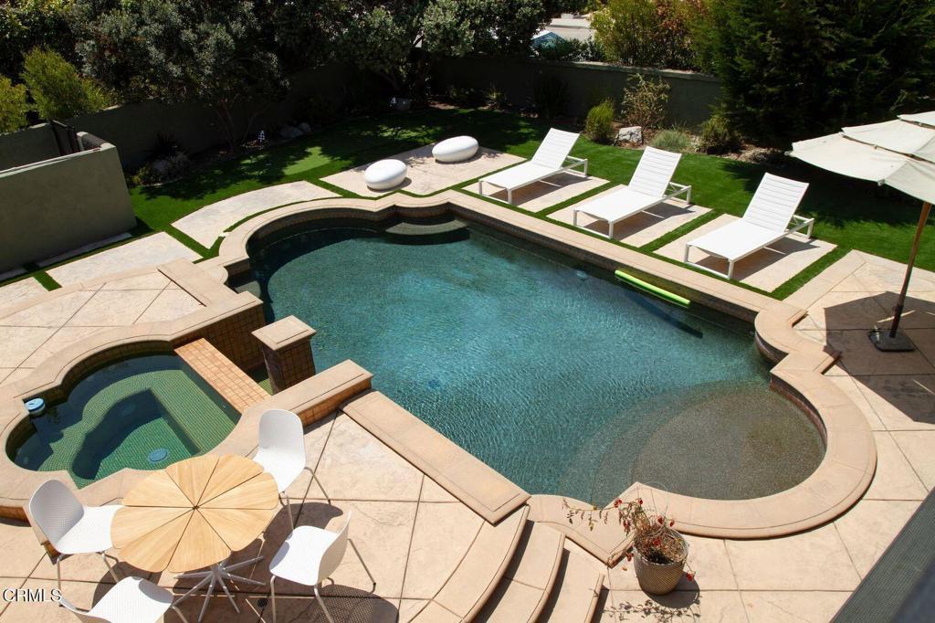 MLS #V1-33161 image #11