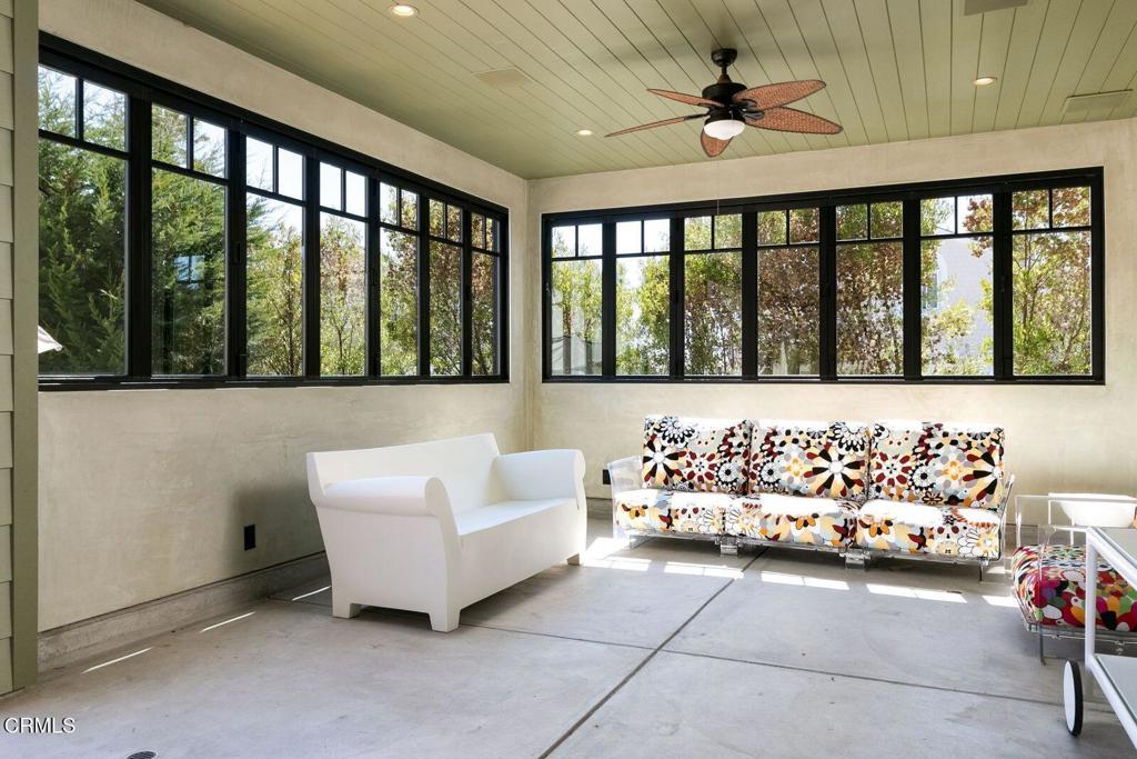 MLS #V1-33161 image #22