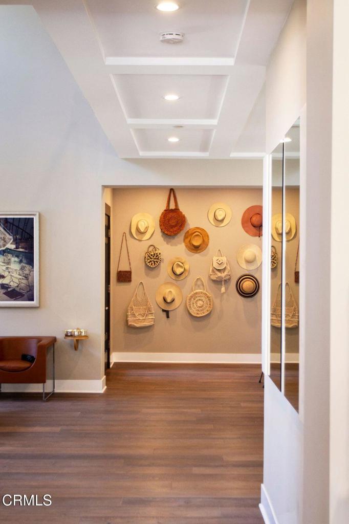 MLS #V1-33161 image #9