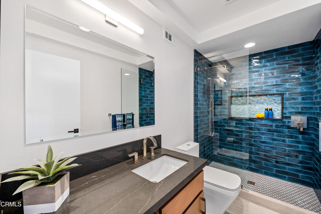 MLS #V1-33162 image #12