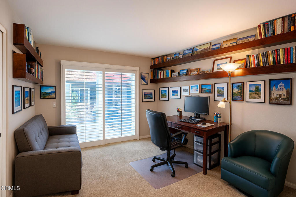 MLS #V1-33163 image #2