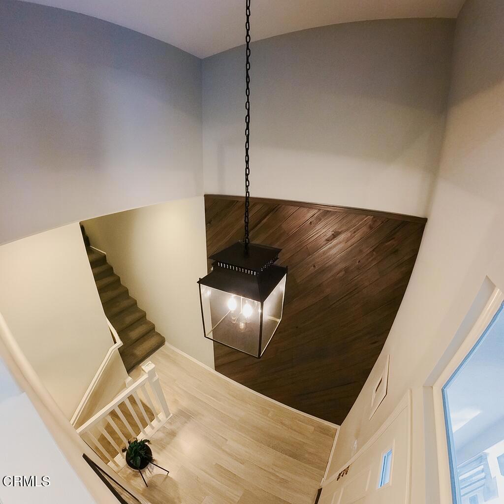 MLS #V1-33163 image #6