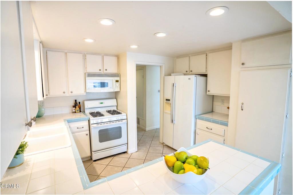 MLS #V1-33173 image #19