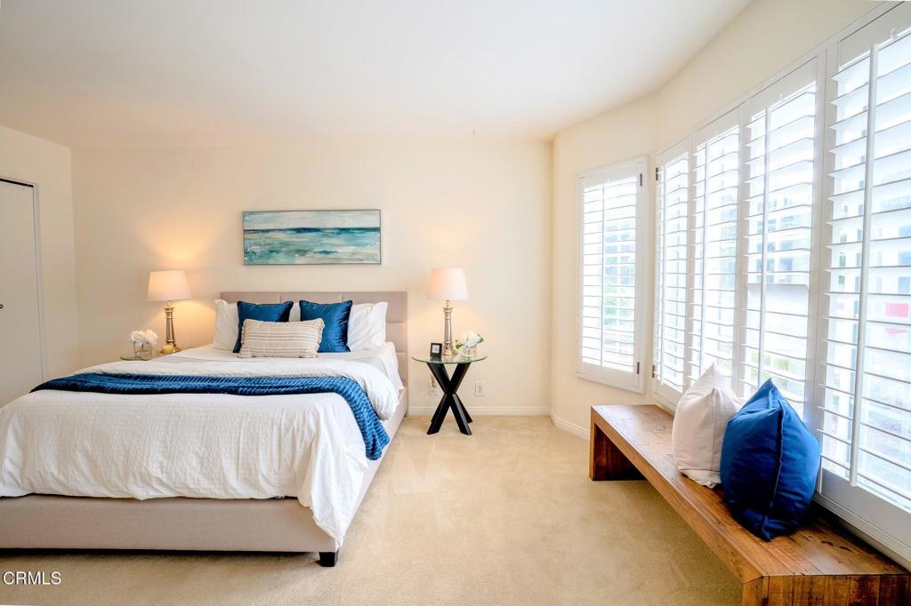 MLS #V1-33173 image #23