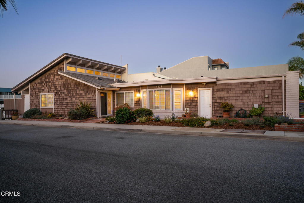 MLS #V1-33173 image #5