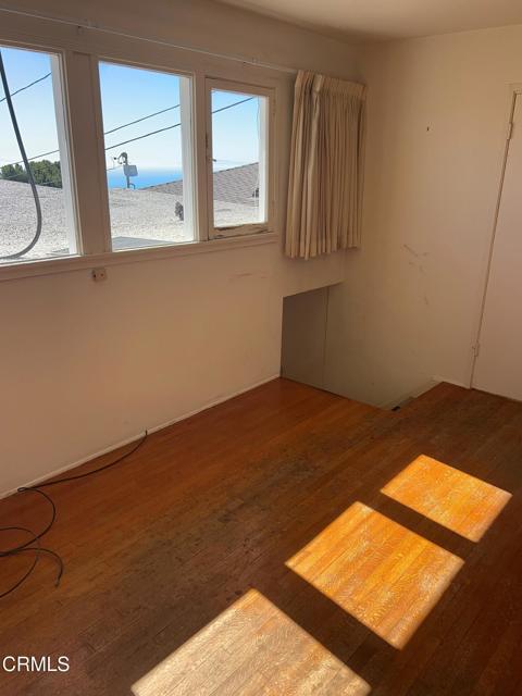 MLS #V1-33177 image #15