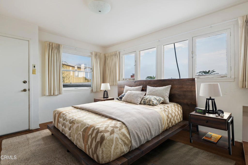 MLS #V1-33177 image #48