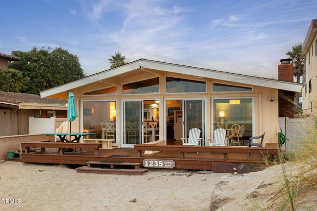 MLS #V1-33187 image #0