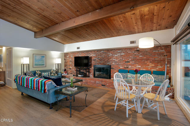 MLS #V1-33187 image #5