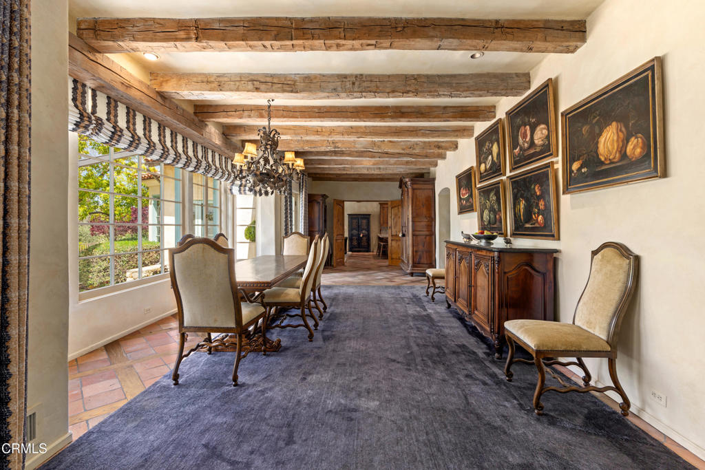 MLS #V1-33194 image #11