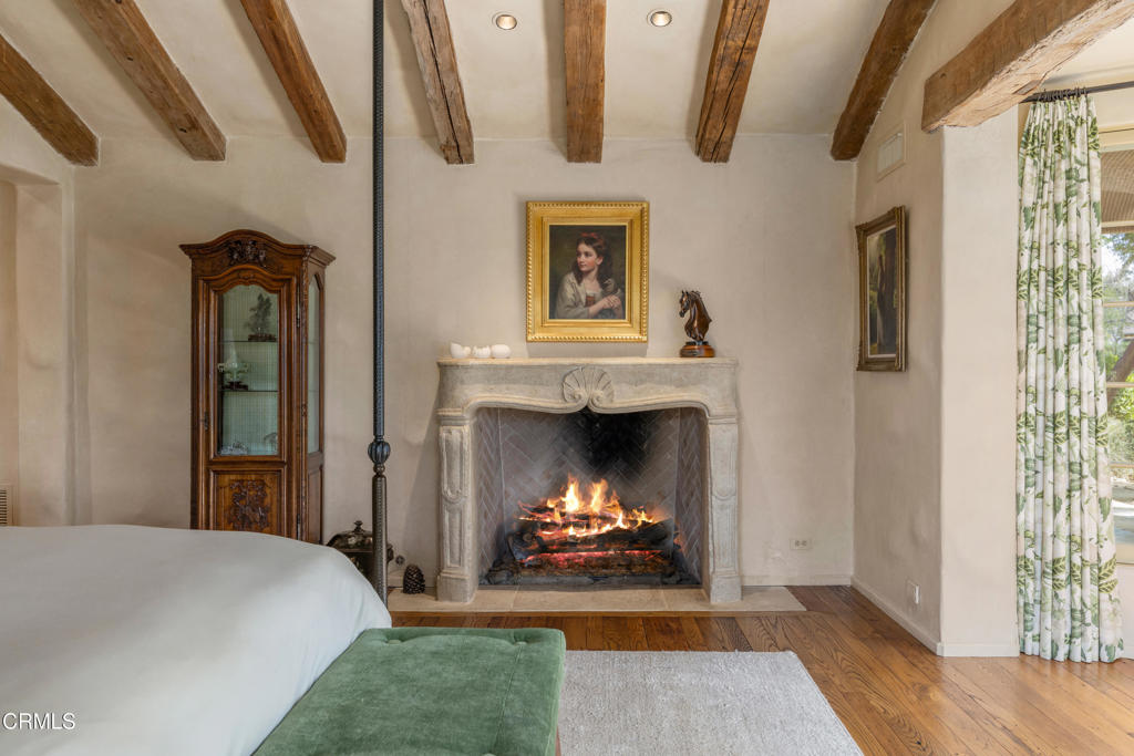 MLS #V1-33194 image #17