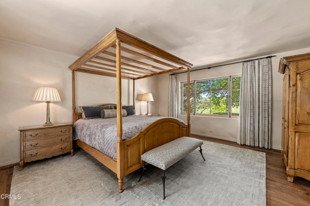 MLS #V1-33194 image #20