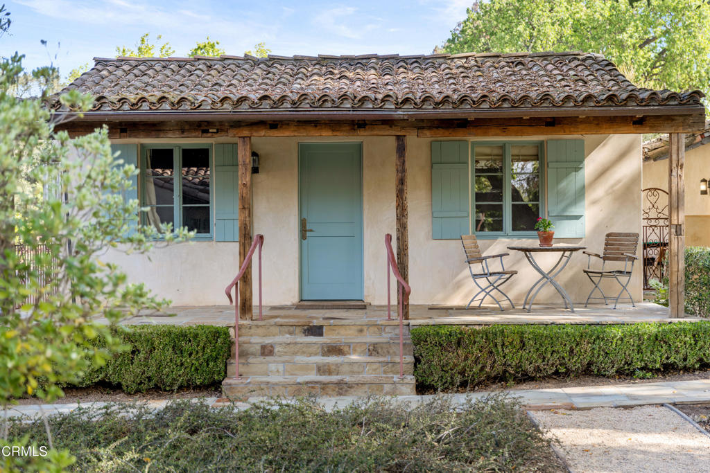 MLS #V1-33194 image #32