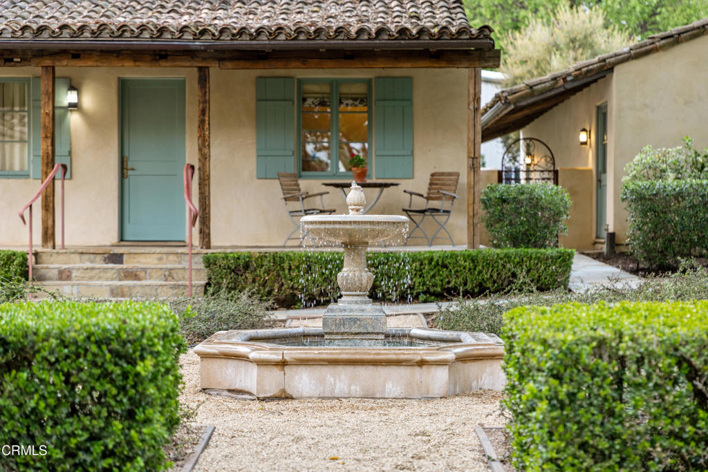 MLS #V1-33194 image #33