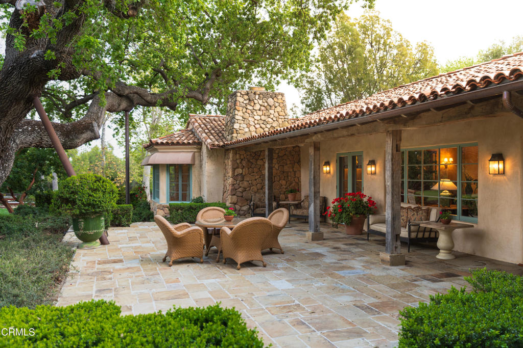 MLS #V1-33194 image #5