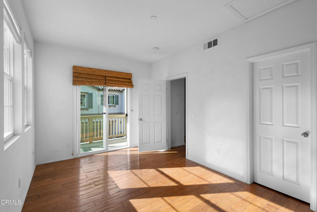 MLS #V1-33201 image #10