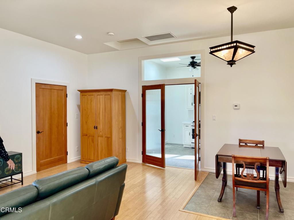 MLS #V1-33202 image #11