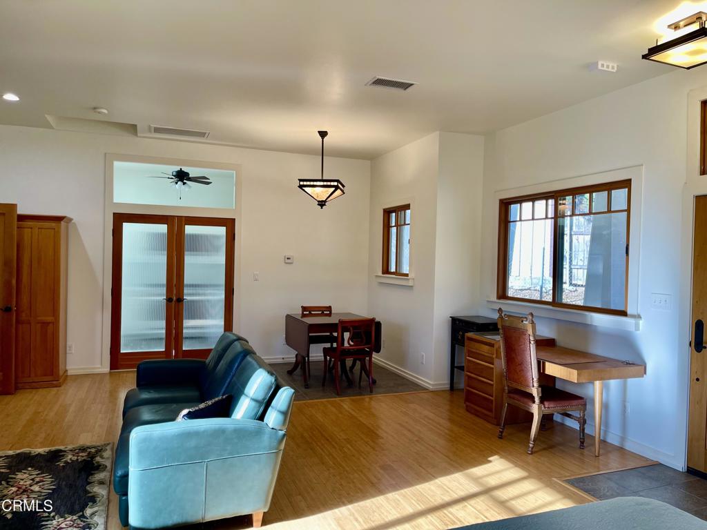 MLS #V1-33202 image #3