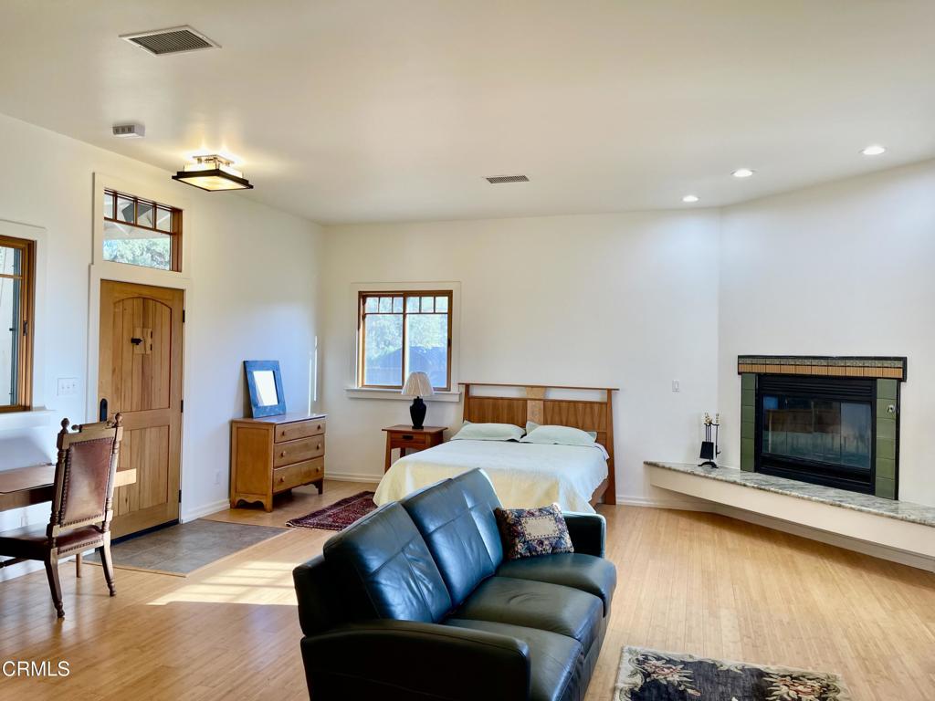 MLS #V1-33202 image #7