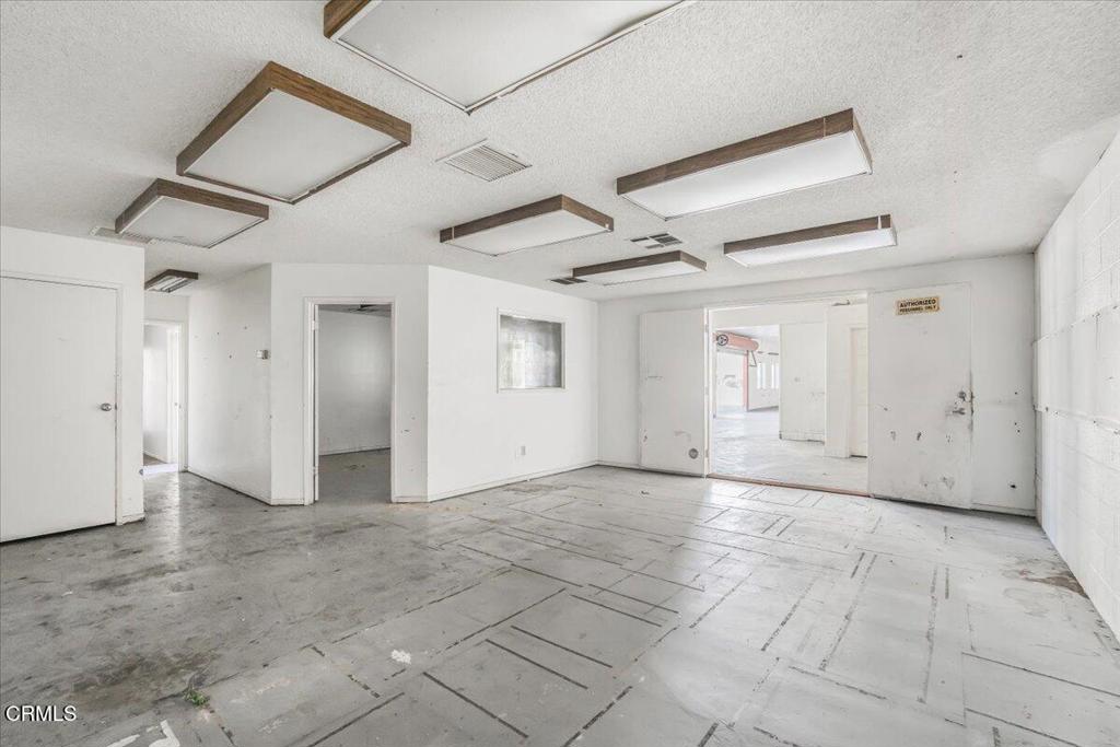 MLS #V1-33203 image #16