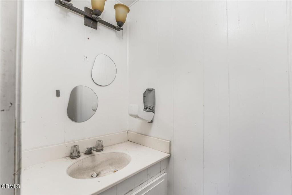 MLS #V1-33203 image #6