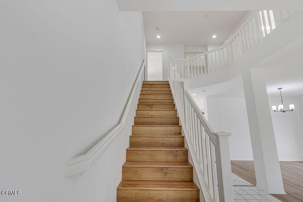 MLS #V1-33211 image #12