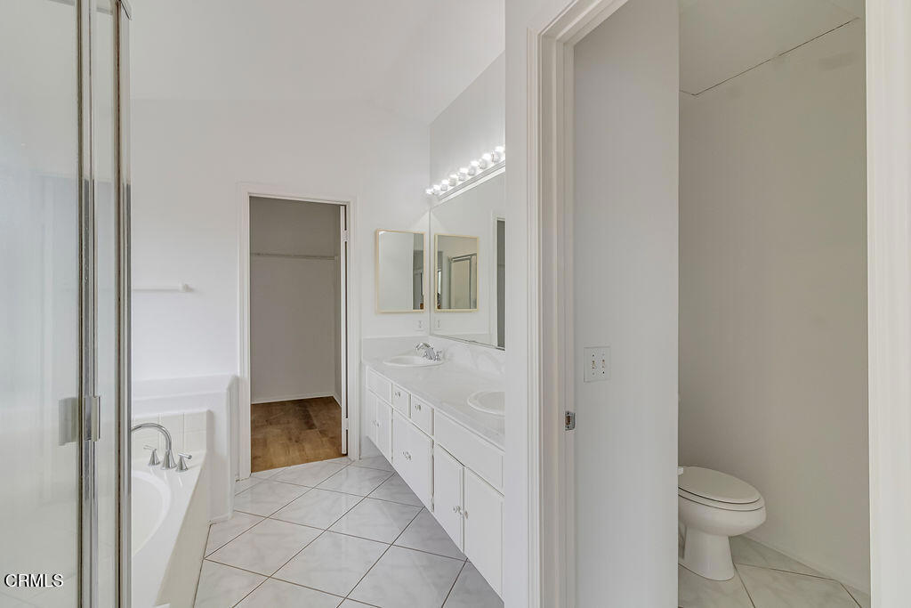 MLS #V1-33211 image #17