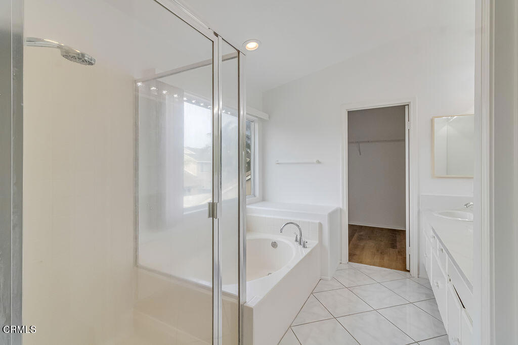 MLS #V1-33211 image #18