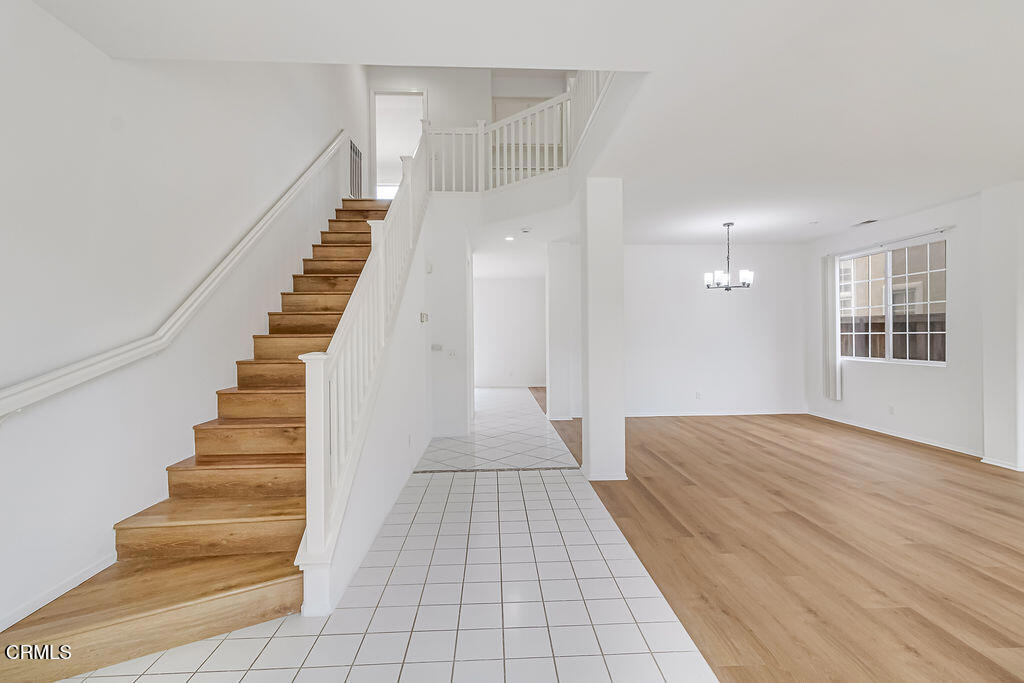 MLS #V1-33211 image #4