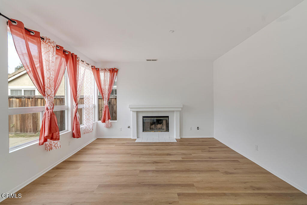 MLS #V1-33211 image #9