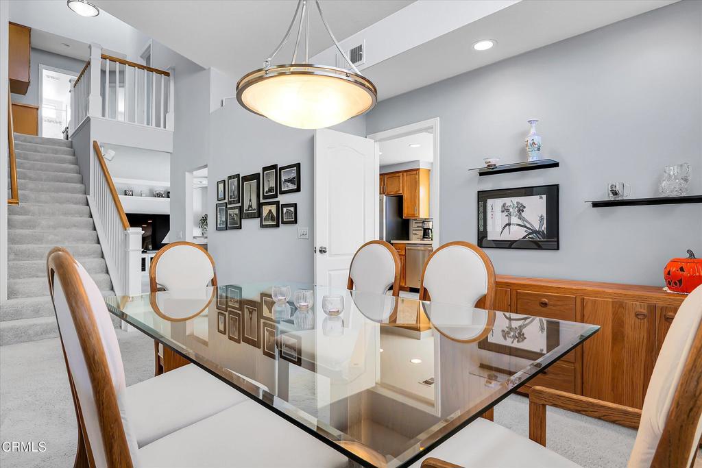 MLS #V1-33213 image #10