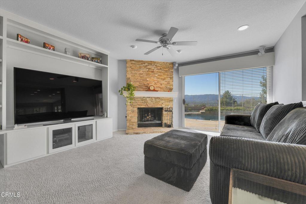 MLS #V1-33213 image #32