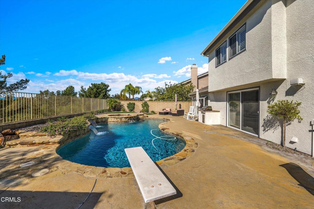 MLS #V1-33213 image #44