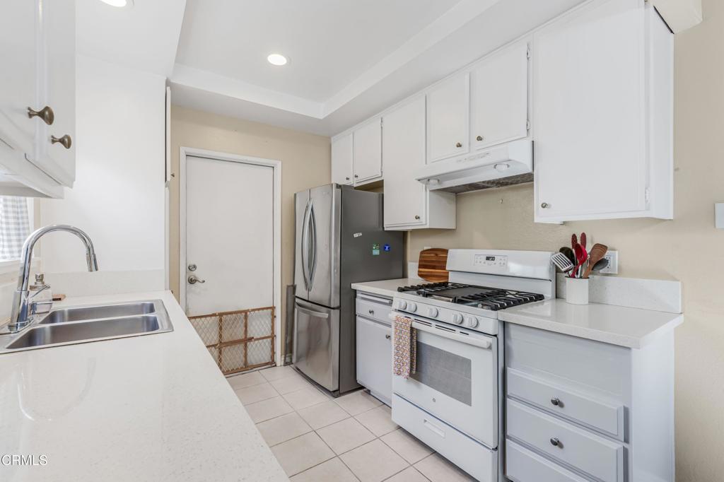 MLS #V1-33214 image #11