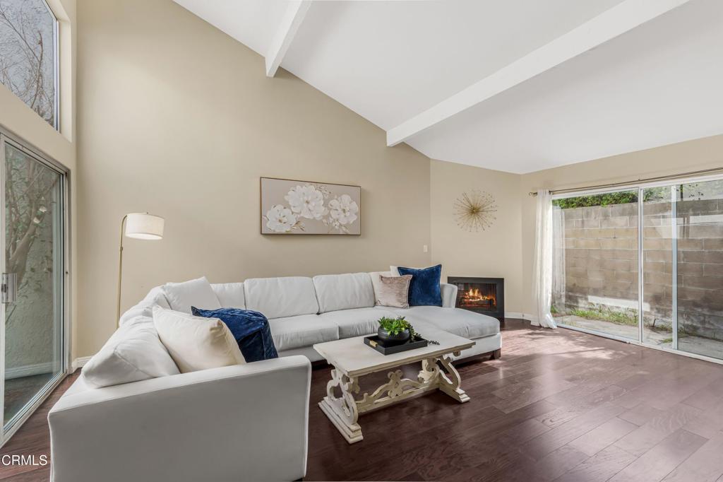 MLS #V1-33214 image #2