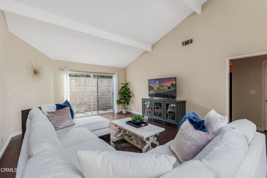 MLS #V1-33214 image #5