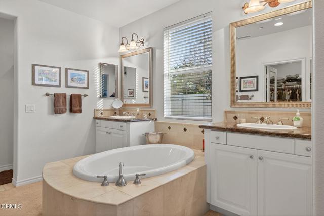 MLS #V1-33215 image #12